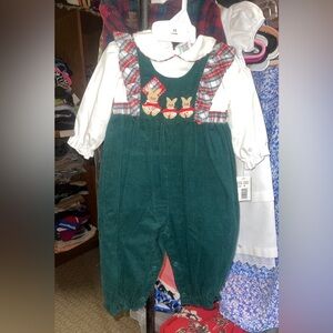 New Baby girls 2 piece overall set size 12 months